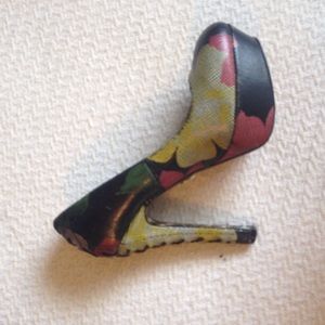 Betsey Johnson pumps floral rose print corset heel
